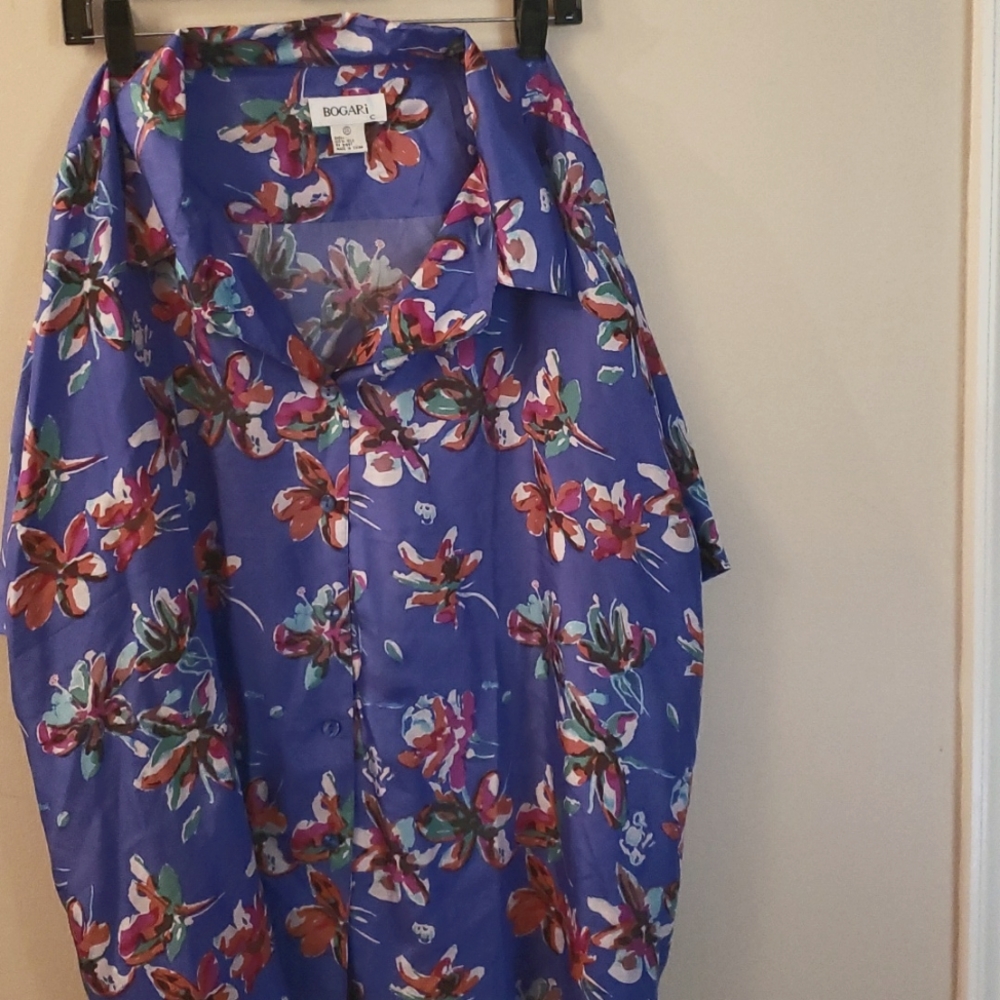 Bogari 2x 100% Silk Button down Womans top